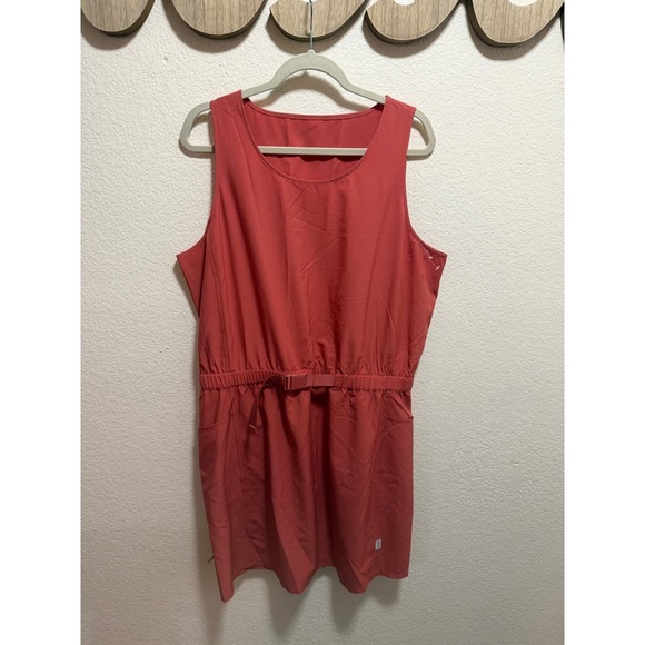 Dresses & Skirts - Coral Dress Size XL